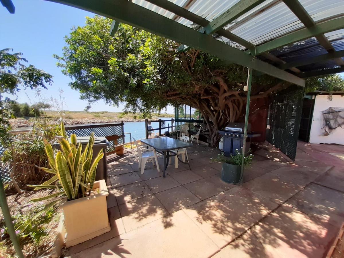 Pelican Point Waterfront Resort Formerly Carnarvon Beach Retreat Dış mekan fotoğraf